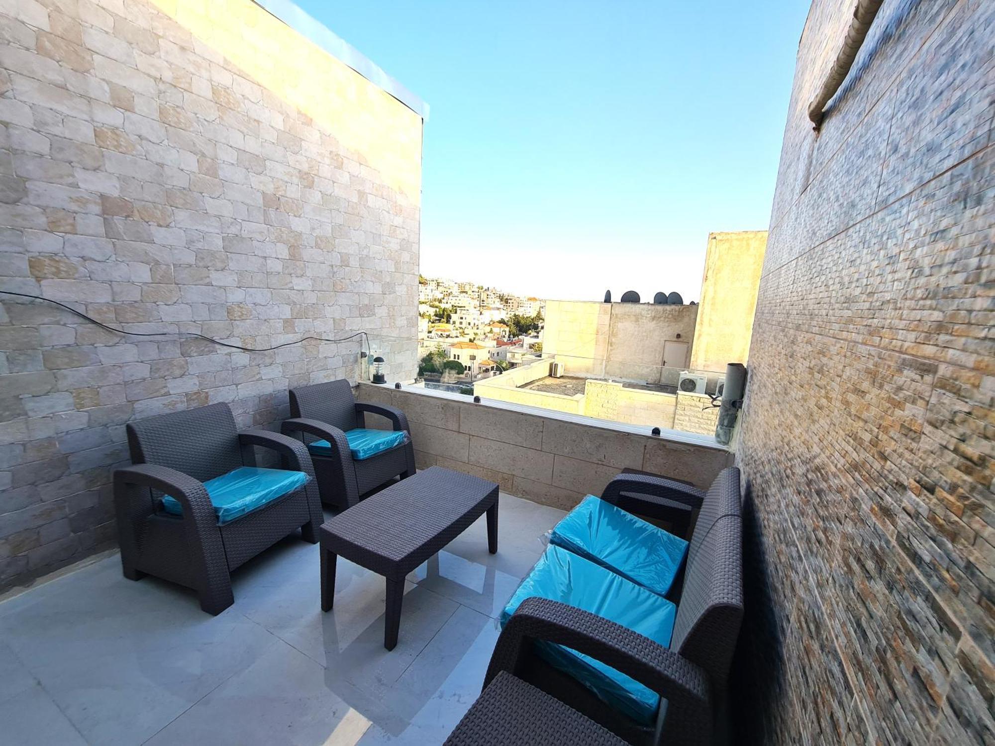 Dair Ghbar Gate Apartments Amman Exterior foto