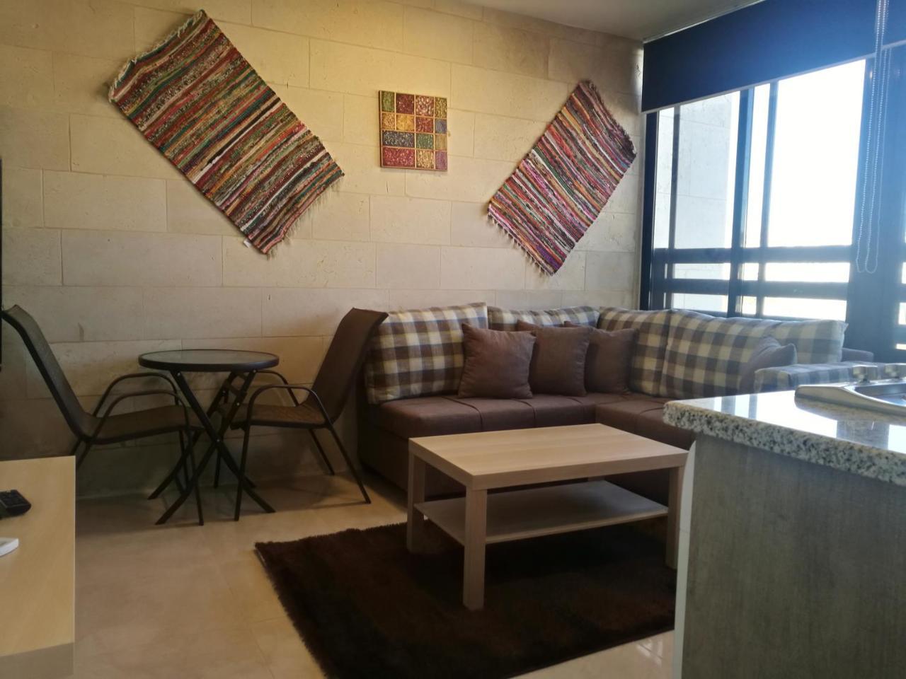 Dair Ghbar Gate Apartments Amman Exterior foto
